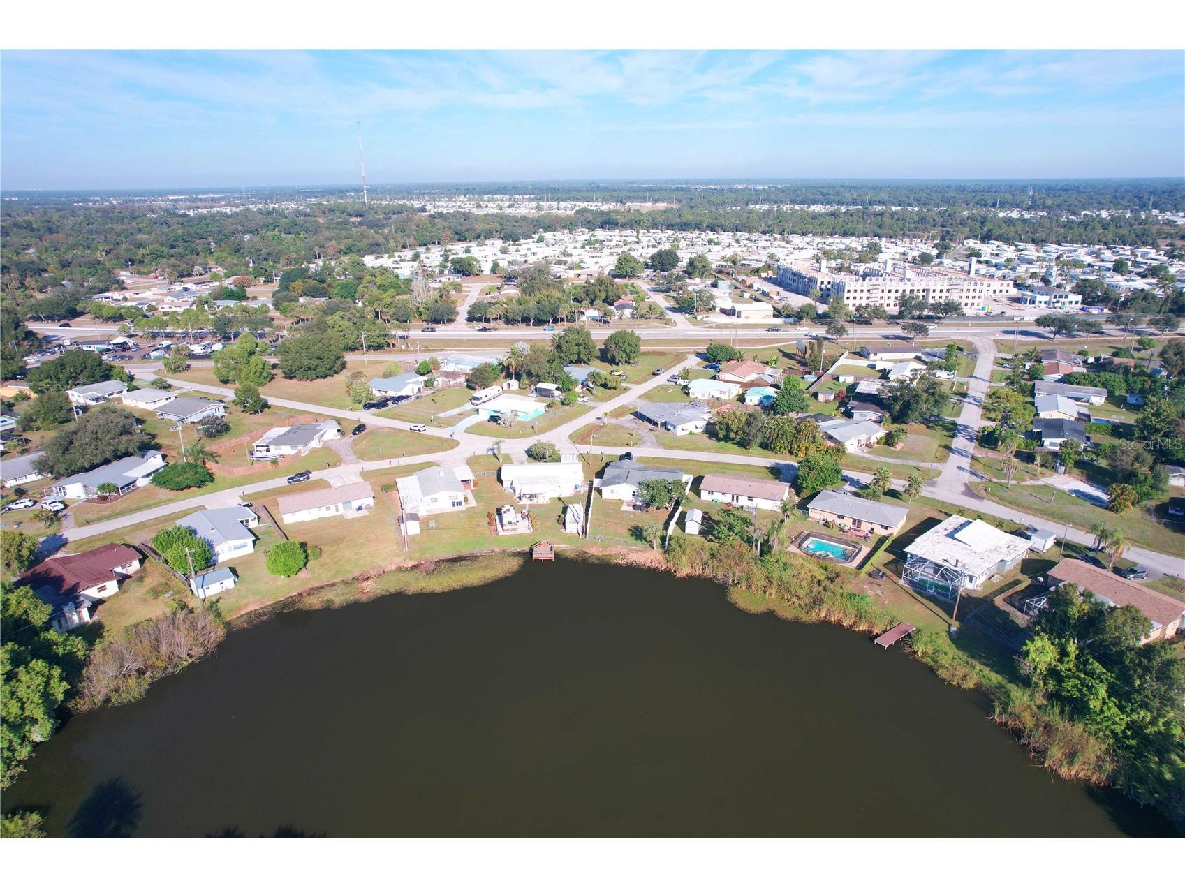 275 Lakeview Drive North Fort Myers FL 33917 A4697486 image30