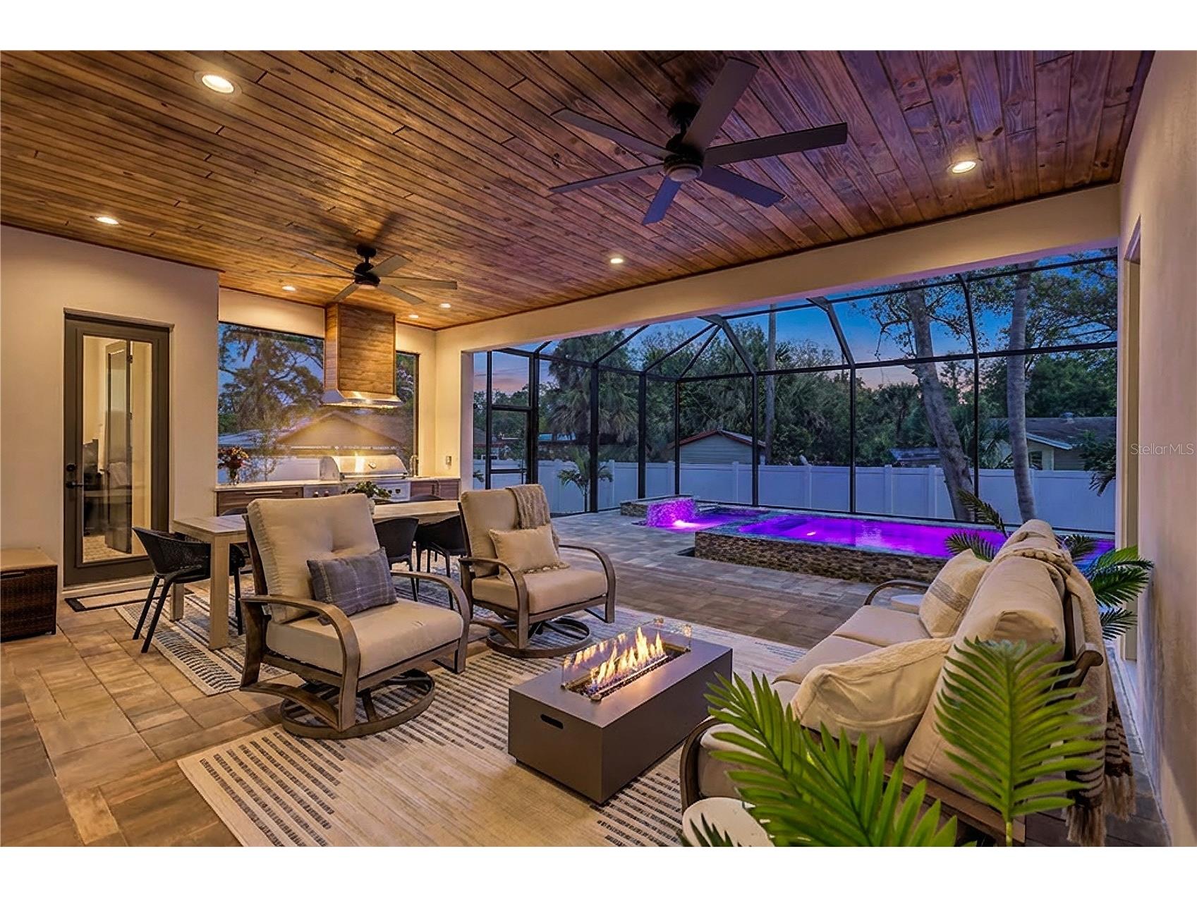 275 Lime Circle Sarasota FL 34237 A4697223 image27