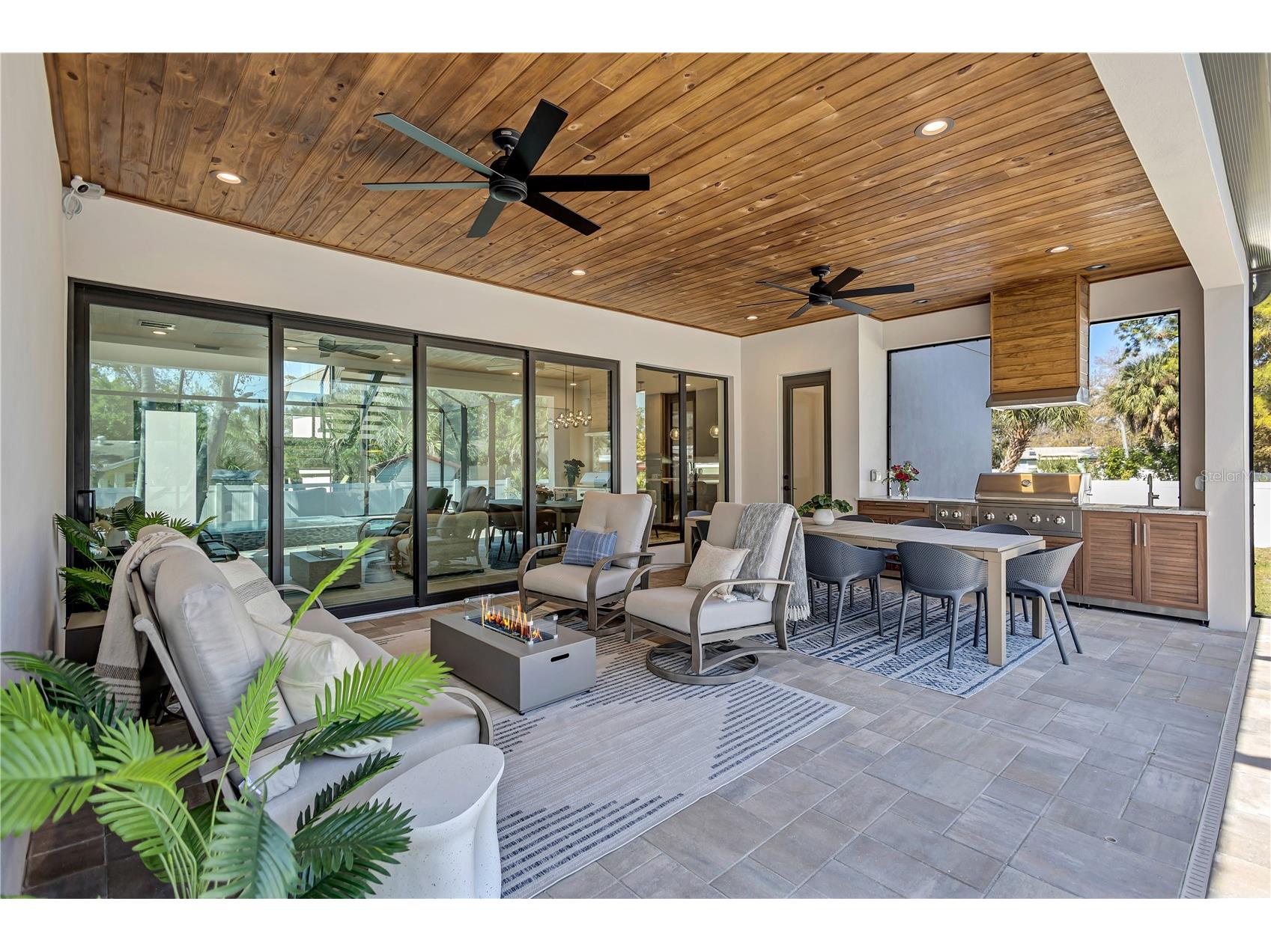 275 Lime Circle Sarasota FL 34237 A4697223 image28