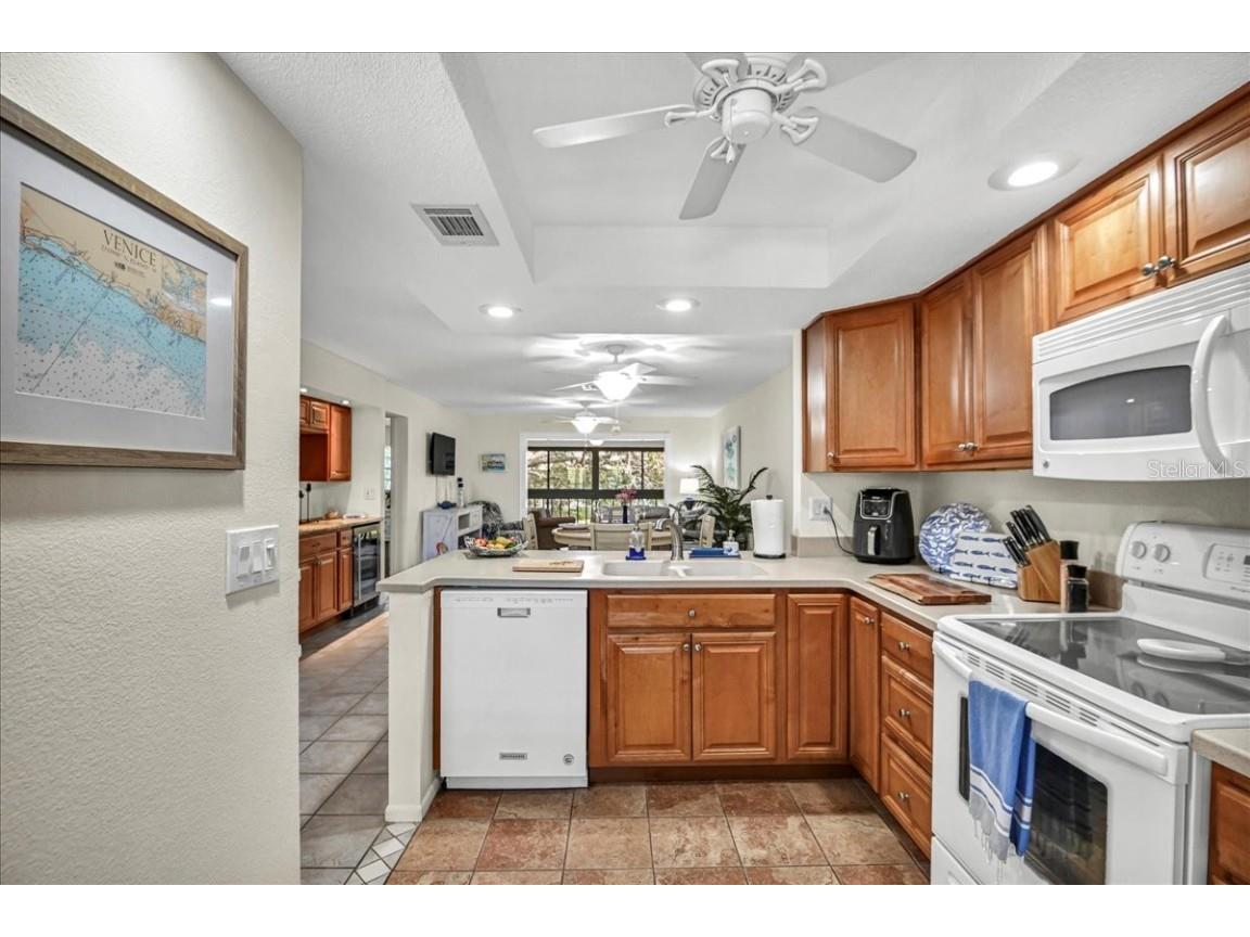 275 Mission Trail W #H Venice FL 34285 A4659657 image5