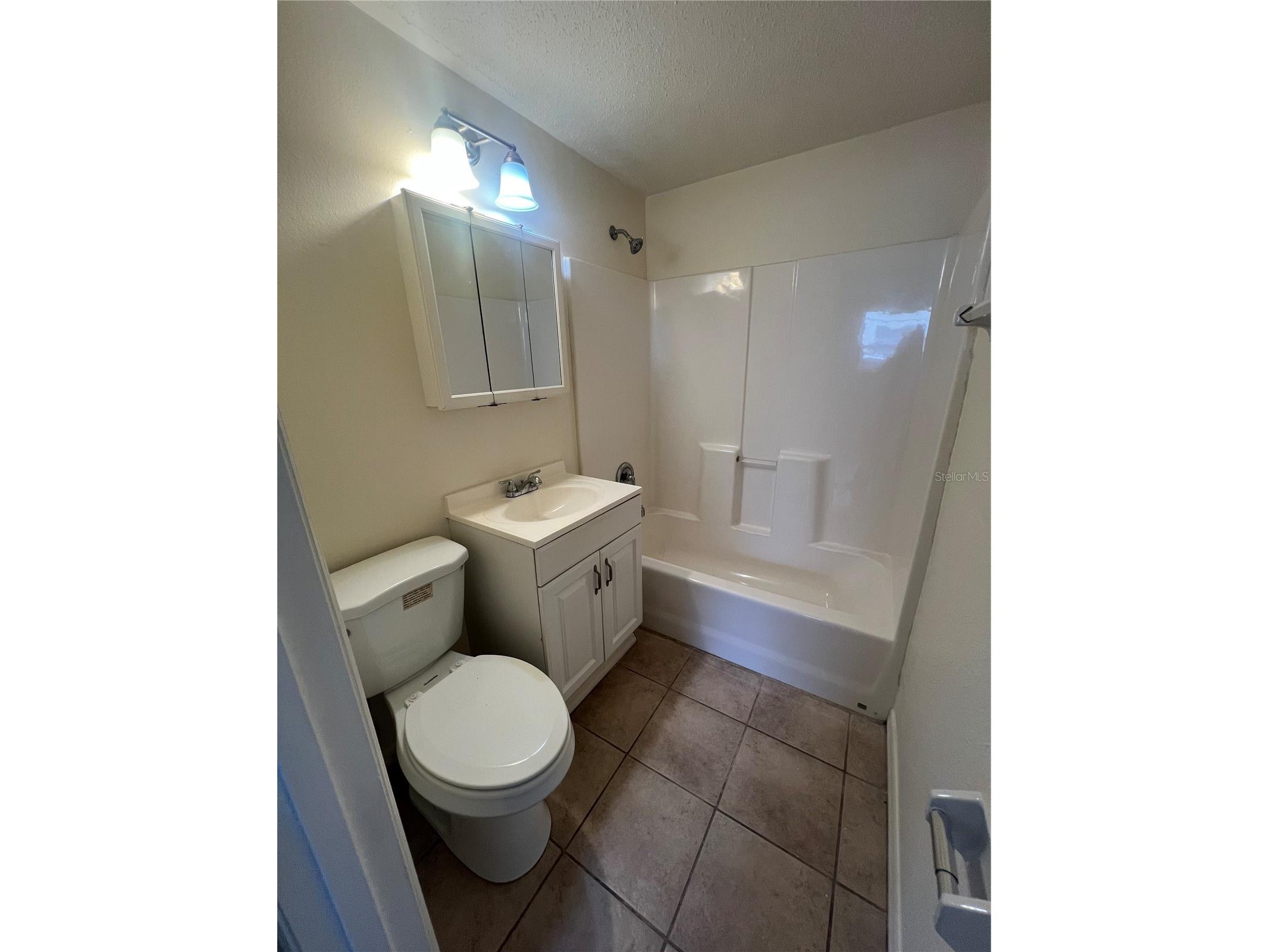 275 Pineapple Street #B Englewood FL 34223 C7525068 image7