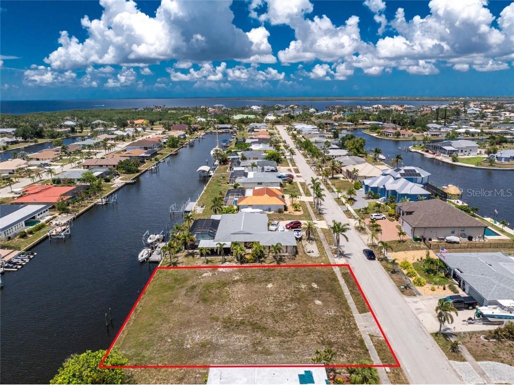 275 Stebbins Terrace SE Port Charlotte FL 33952 - STEBBINS WATERWAY C7510259 image15