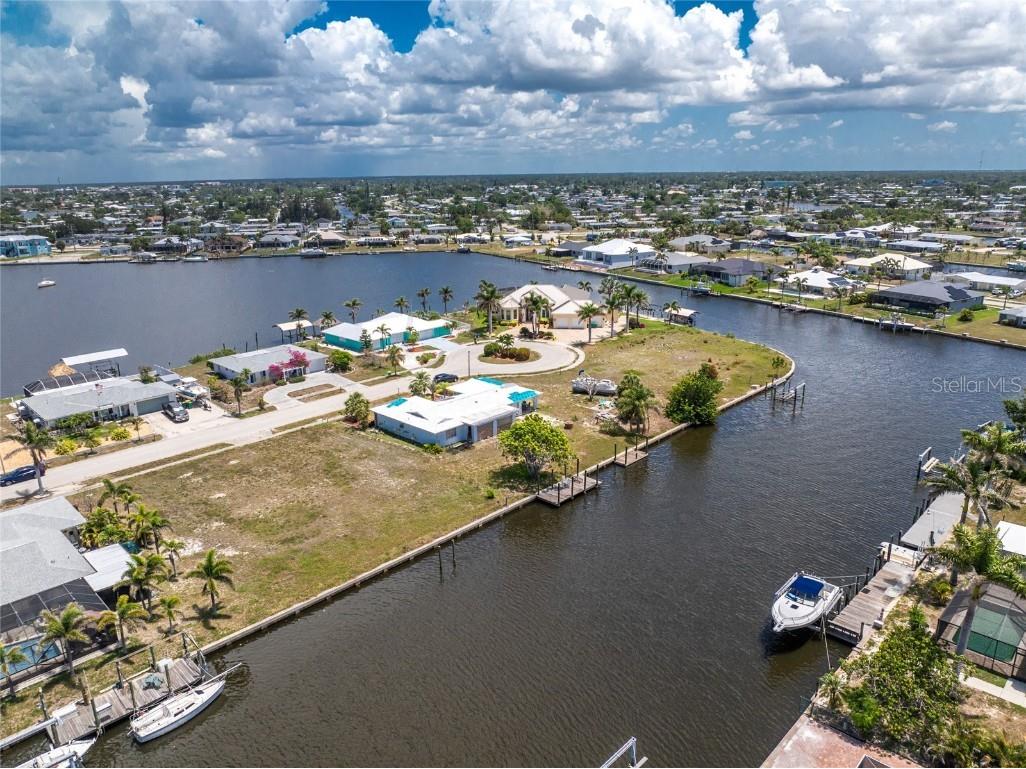275 Stebbins Terrace SE Port Charlotte FL 33952 - STEBBINS WATERWAY C7510259 image18