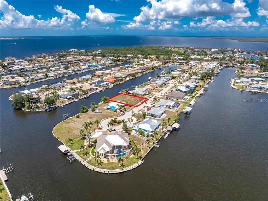 275 Stebbins Terrace SE Port Charlotte FL 33952 - STEBBINS WATERWAY C7510259 image21