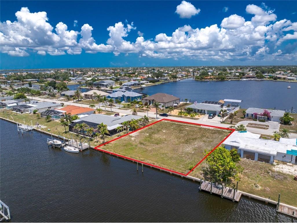 275 Stebbins Terrace SE Port Charlotte FL 33952 - STEBBINS WATERWAY C7510259 image4