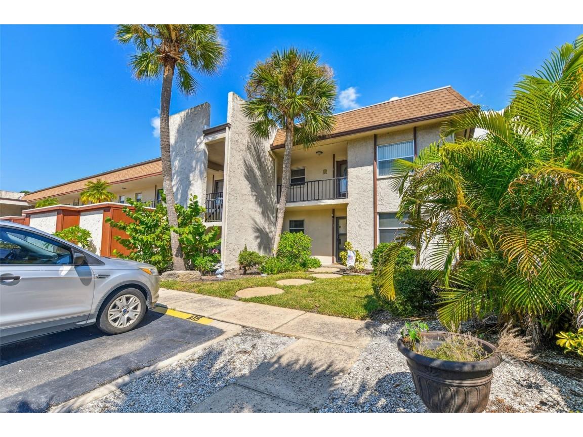 2750 E Bay Drive #14A Largo FL 33771 U8238218 image1