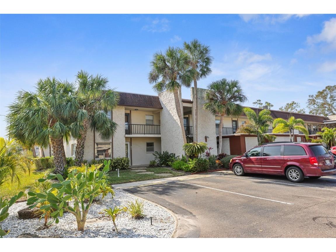 2750 E Bay Drive #2D Largo FL 33771 TB8344591 image1