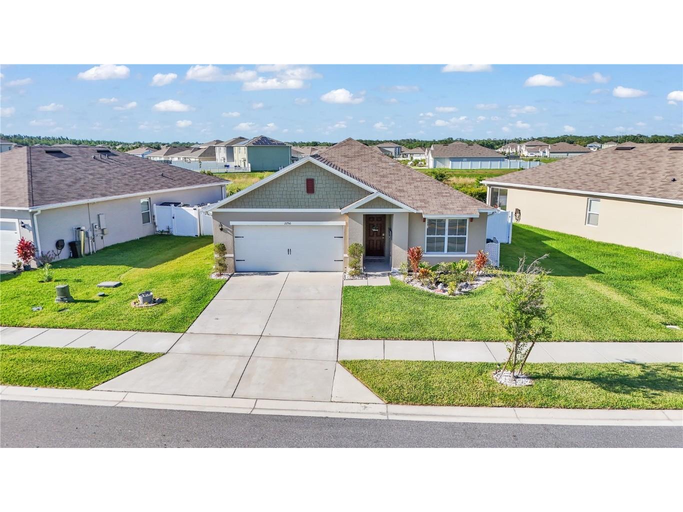 2750 Grandbury Grove Road Lakeland FL 33811 L4944850 image1