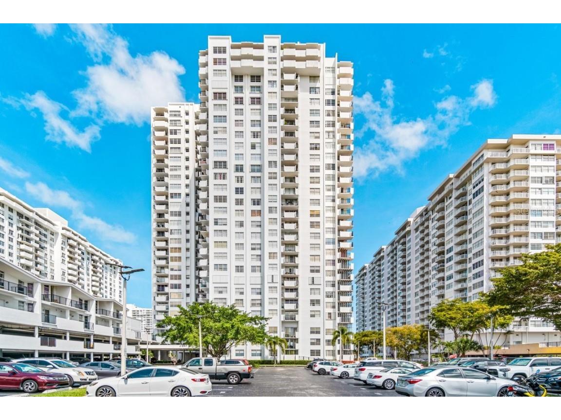 2750 NE 183rd Street #2202 Aventura FL 33160 U8205734 image1