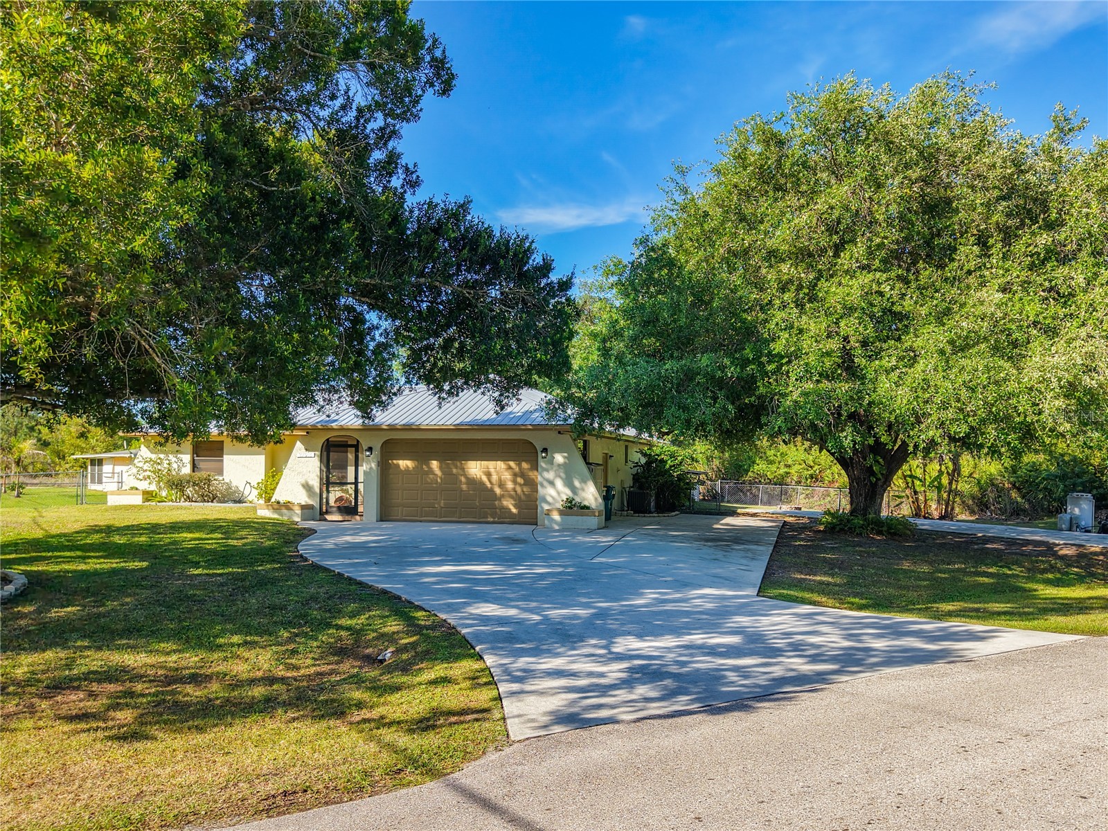 27505 Senator Drive Punta Gorda FL 33955 C7524837 image1