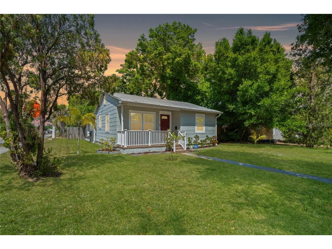 2751 36th Avenue N Saint Petersburg FL 33713 TB8370342 image1