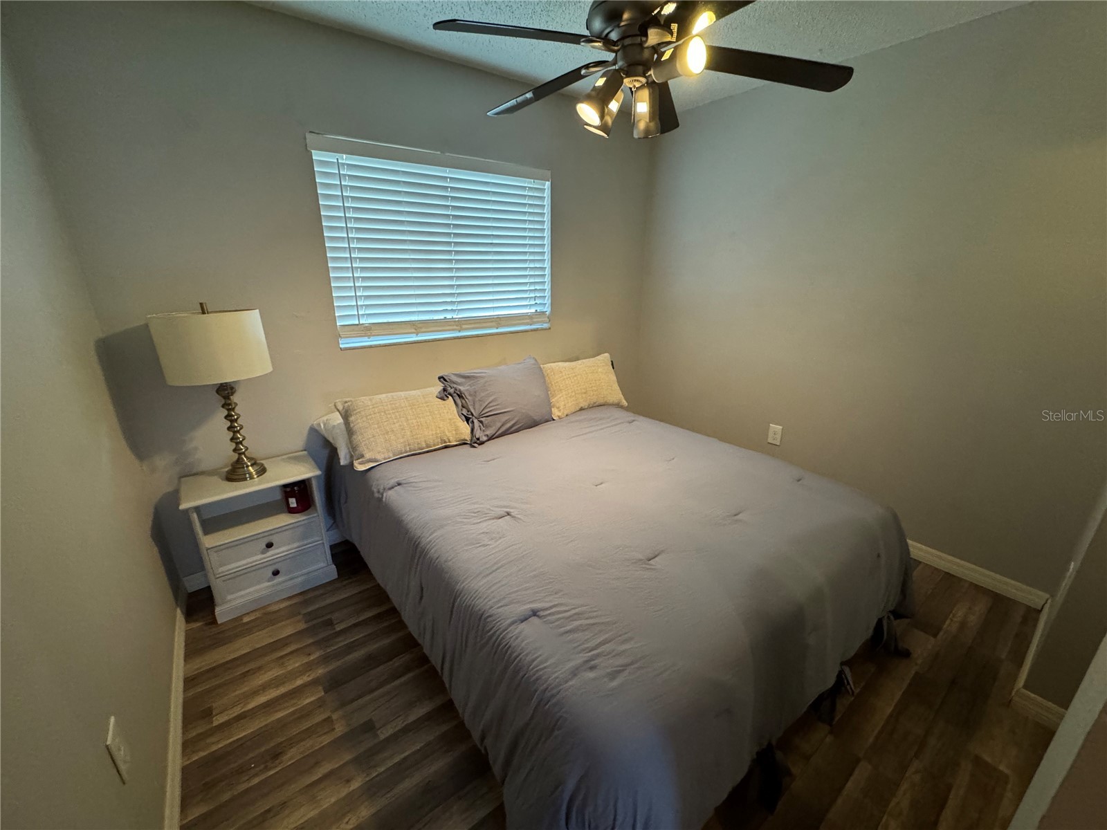 2751 72nd Avenue Drive E Sarasota FL 34243 A4694101 image10