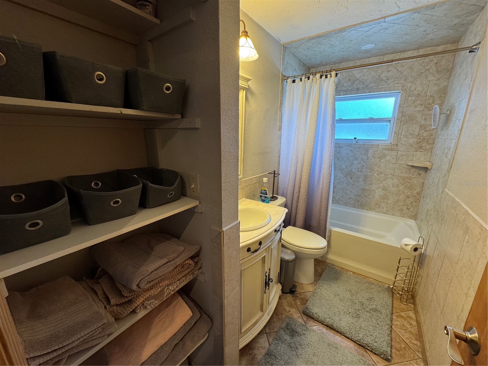 2751 72nd Avenue Drive E Sarasota FL 34243 A4694101 image11
