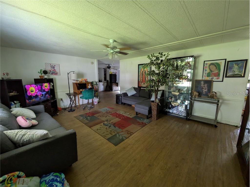 2751 Burrows Avenue Kissimmee FL 34744 O6342759 image10