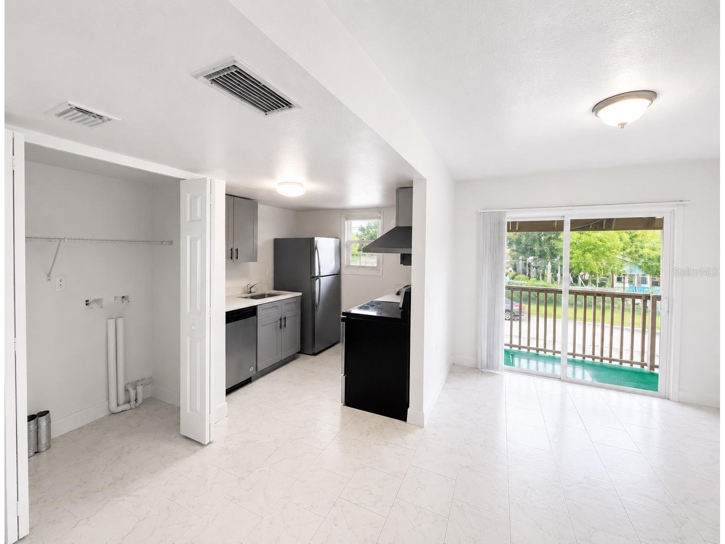 2751 L B Mcleod Road #C Orlando FL 32805 O6418863 image4