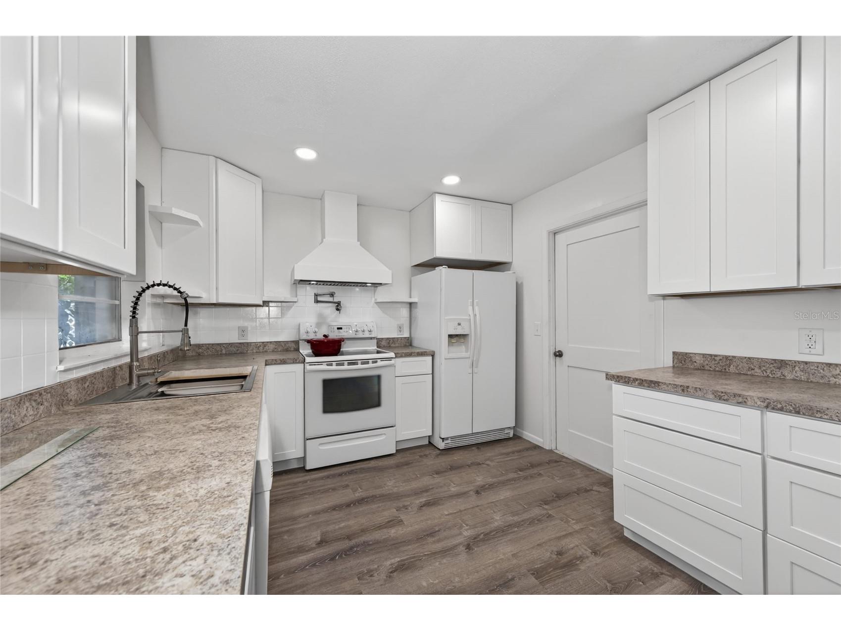 2751 Park Avenue Indian Lake Estates FL 33855 TB8483256 image11