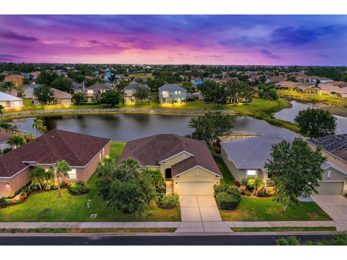 2751 Suncoast Lakes Boulevard Port Charlotte FL 33980 D6130770 image1