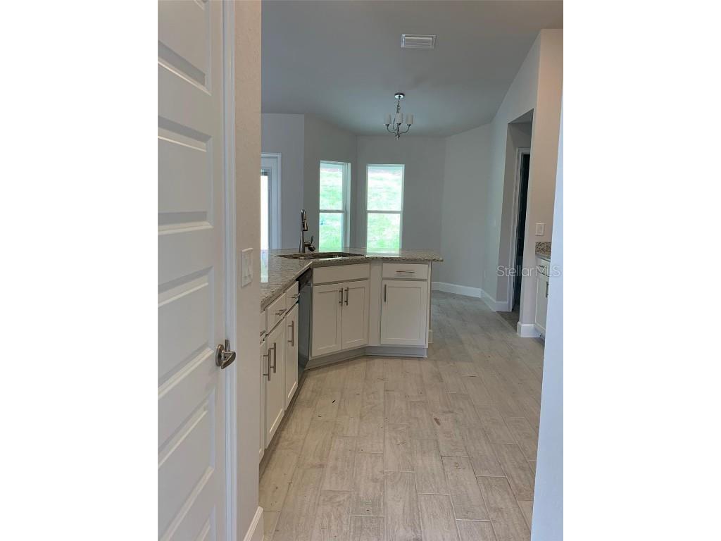 2751 W Mesa Verde Drive Beverly Hills FL 34465 OM690461 image3