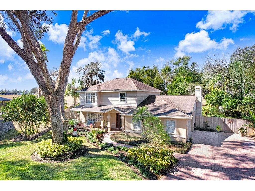 2752 Buckhorn Oaks Drive Valrico FL 33594 TB8345345 image1