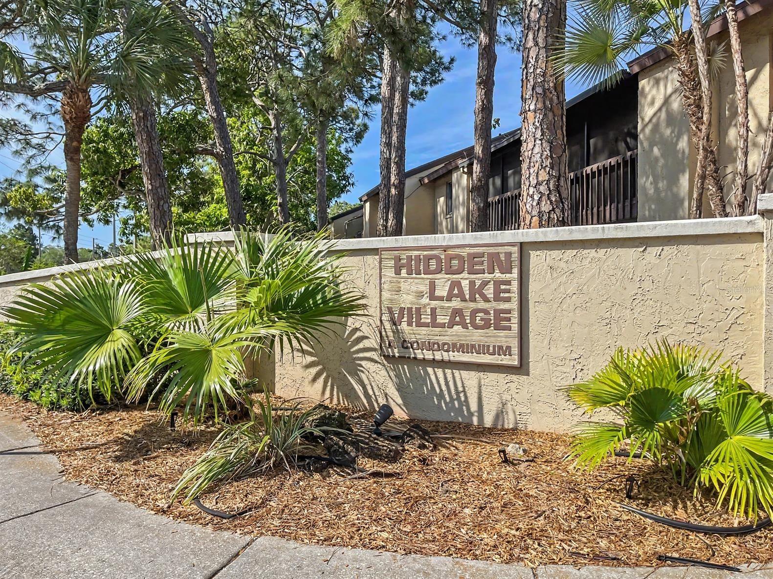 2752 Hidden Lake Boulevard #2752 Sarasota FL 34237 A4691793 image1