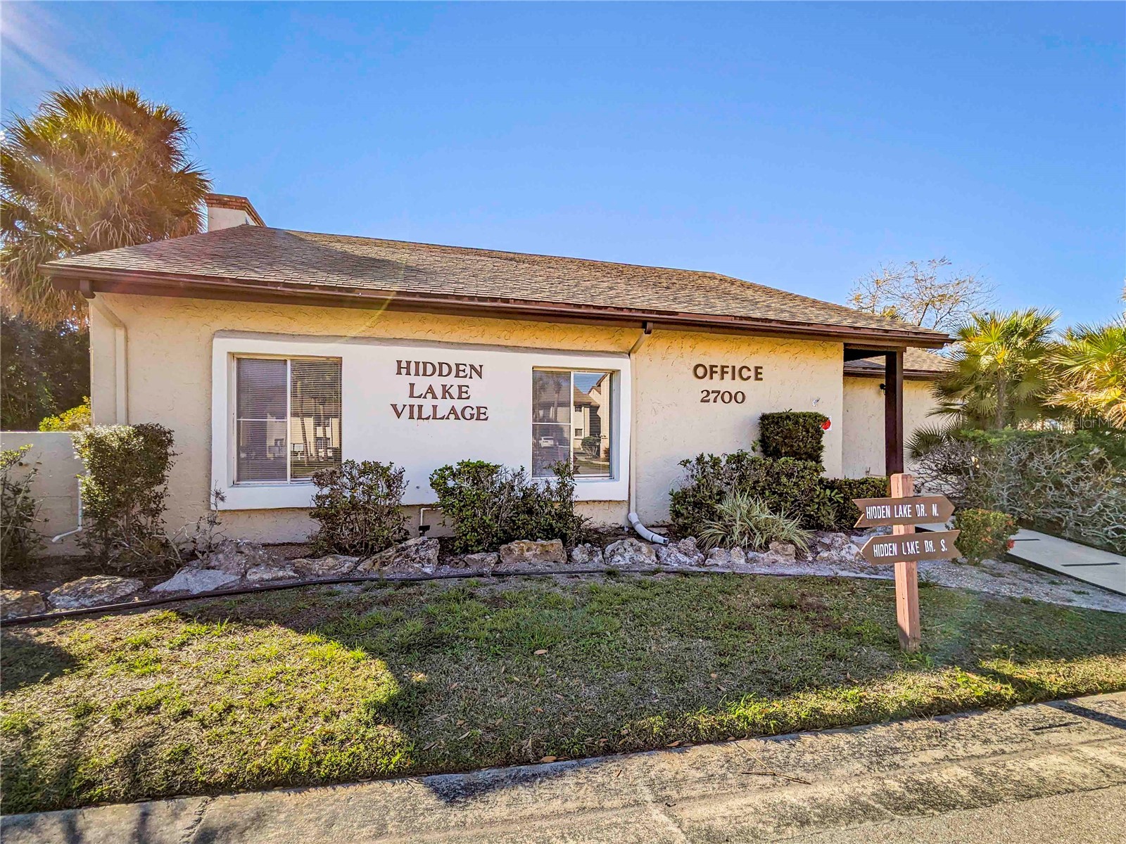 2752 Hidden Lake Boulevard #2752 Sarasota FL 34237 A4691793 image13