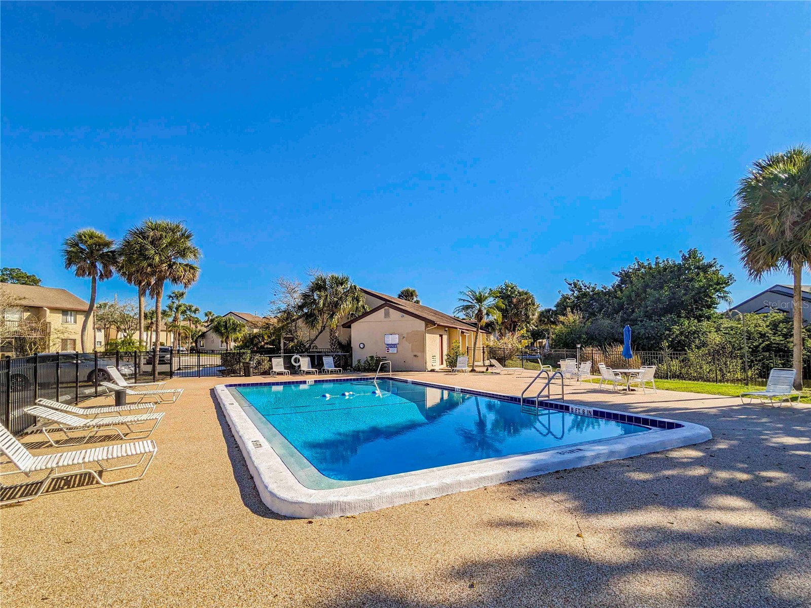 2752 Hidden Lake Boulevard #2752 Sarasota FL 34237 A4691793 image15