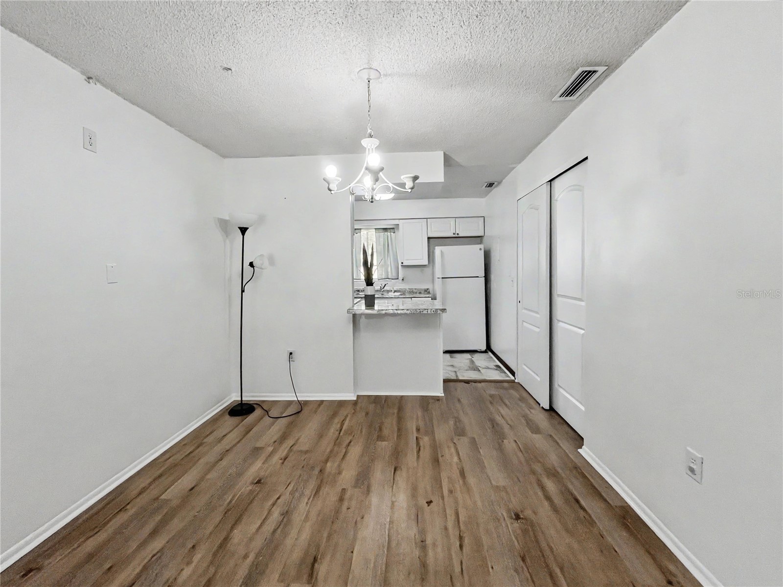 2752 Hidden Lake Boulevard #2752 Sarasota FL 34237 A4691793 image5