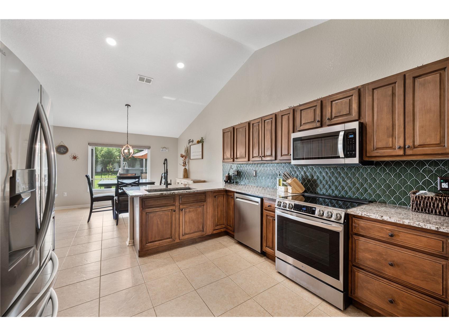 2752 Highlands Creek Drive Lakeland FL 33813 L4963303 image12