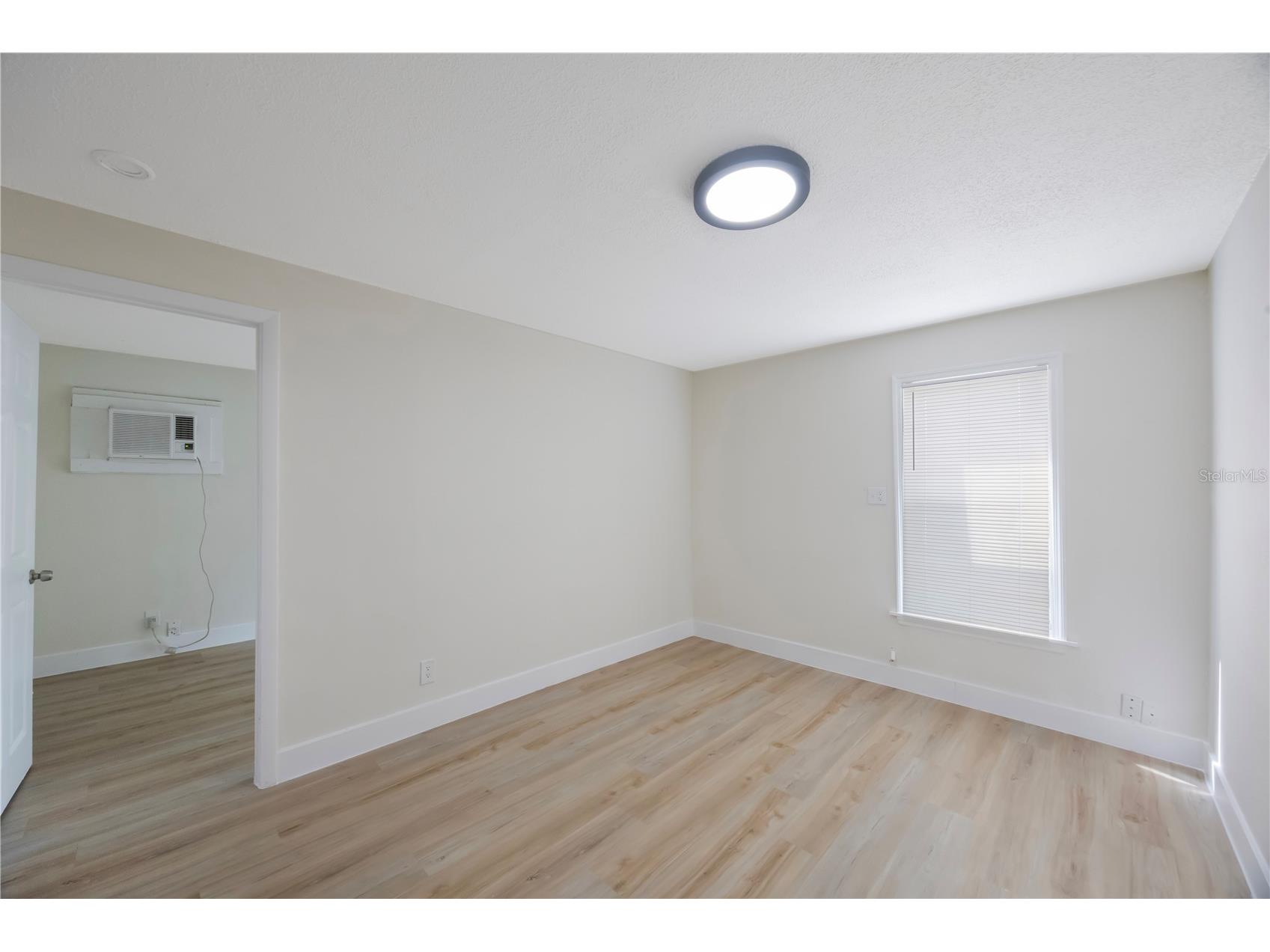 2753 53rd Avenue N Saint Petersburg FL 33714 TB8480866 image13