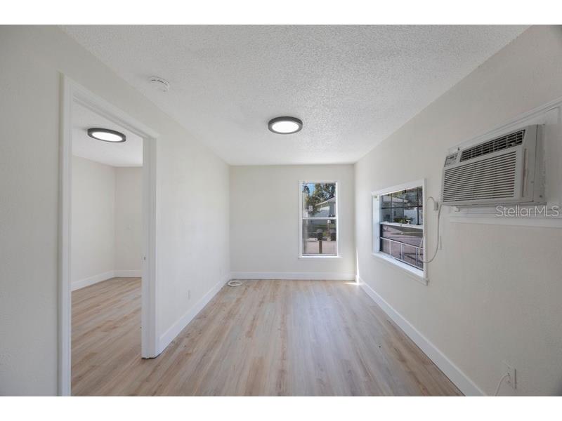 2753 53rd Avenue N Saint Petersburg FL 33714 TB8480866 image5