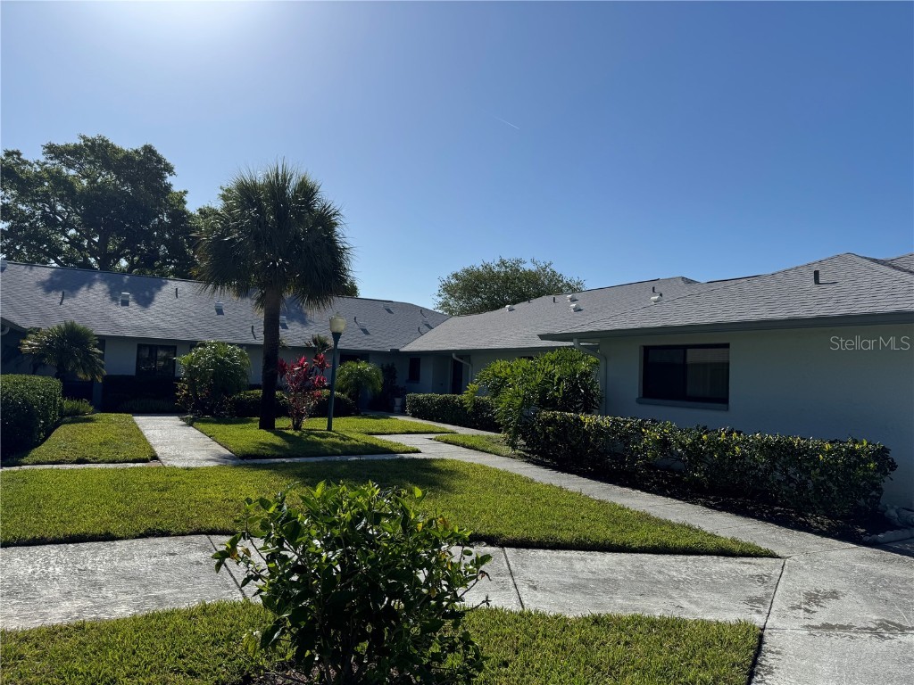 2753 Countryside Boulevard #107 Clearwater FL 33761 TB8386492 image1