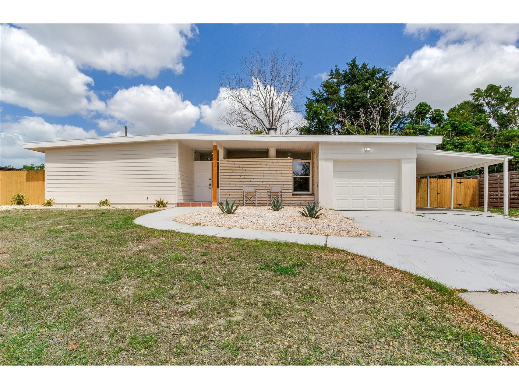 2753 Valencia Drive Sarasota FL 34239 TB8493972 image2