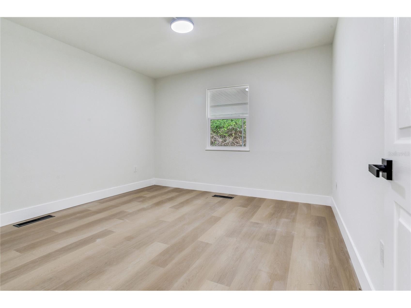 2753 Valencia Drive Sarasota FL 34239 TB8493972 image33