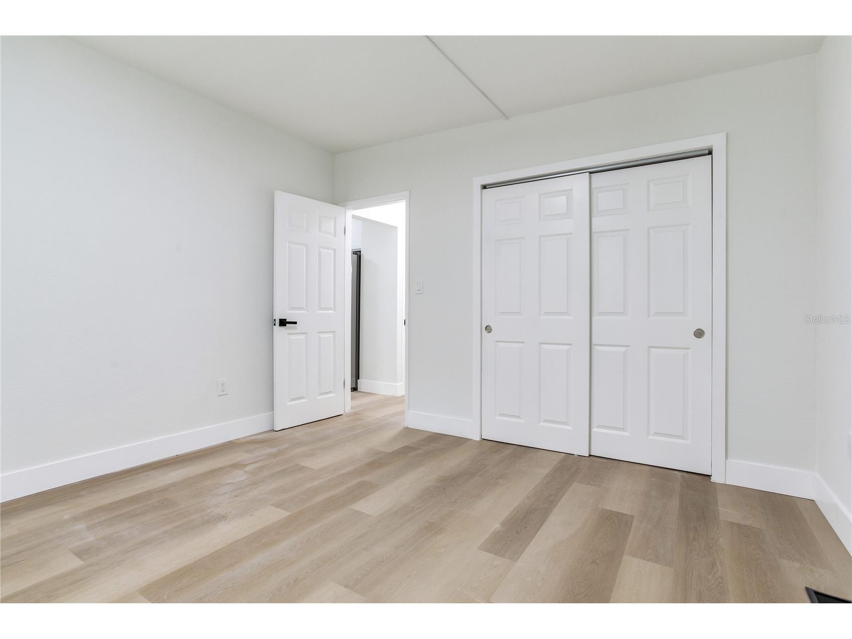 2753 Valencia Drive Sarasota FL 34239 TB8493972 image34