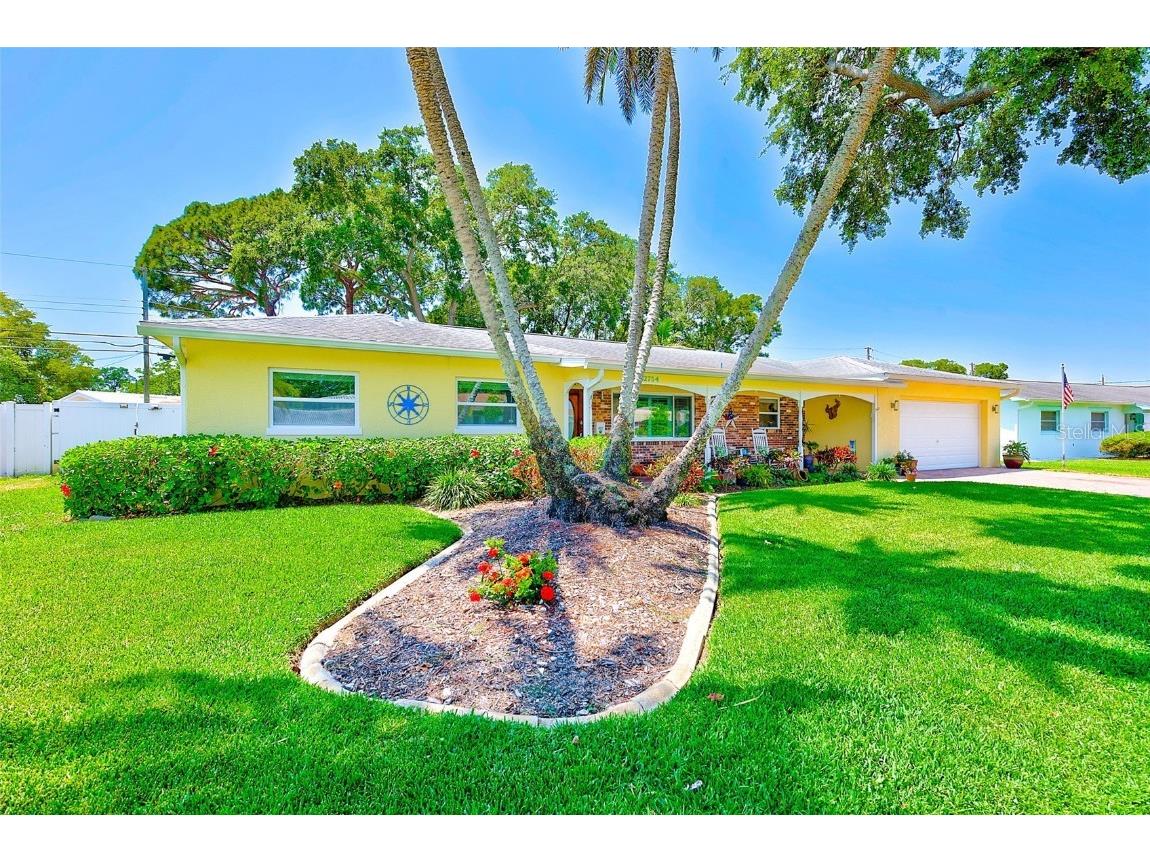 2754 64th Street N Saint Petersburg FL 33710 T3525562 image1