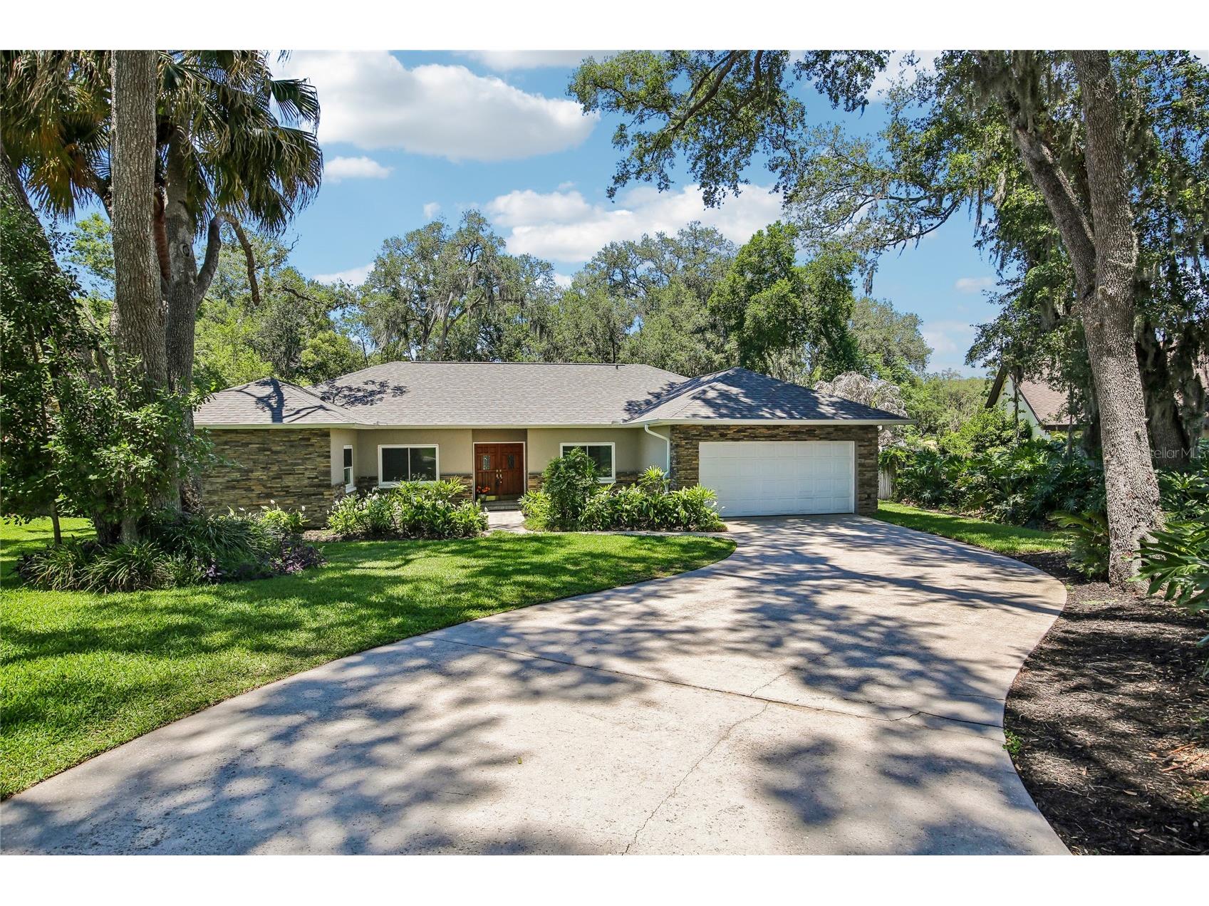 2754 Buckhorn Oaks Drive Valrico FL 33594 TB8507749 image1