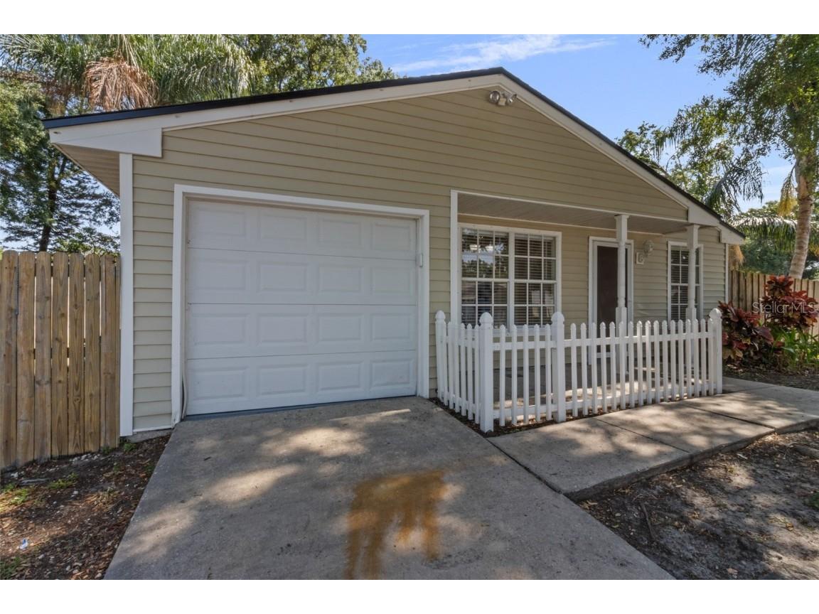 2755 Kavalier Drive Palm Harbor FL 34684 U8241772 image1