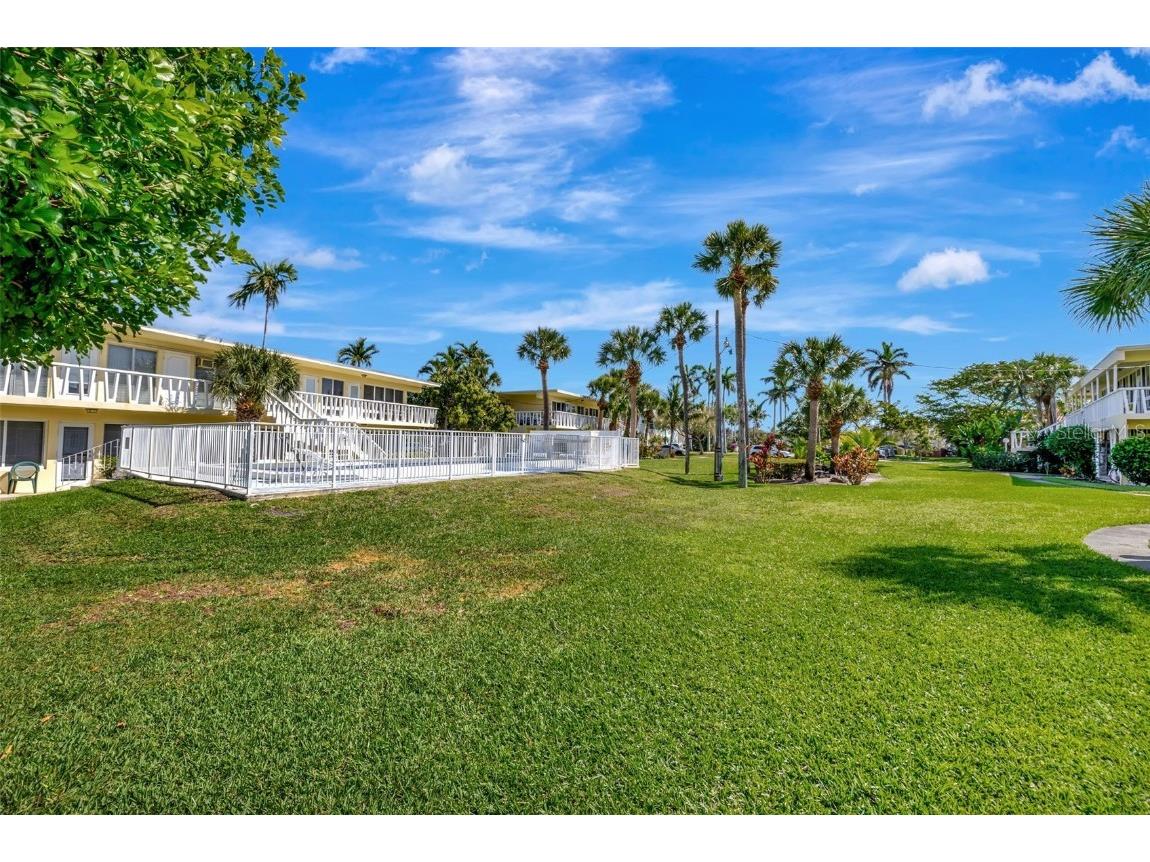 2755 NE 28th Avenue #A3 Lighthouse Point FL 33064 W7874779 image6