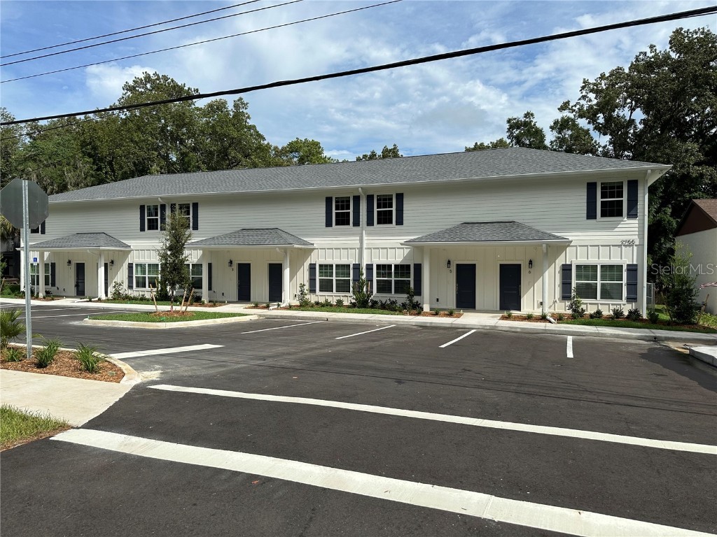 2755 SE 17th Street #1 Ocala FL 34471 OM660422 image1