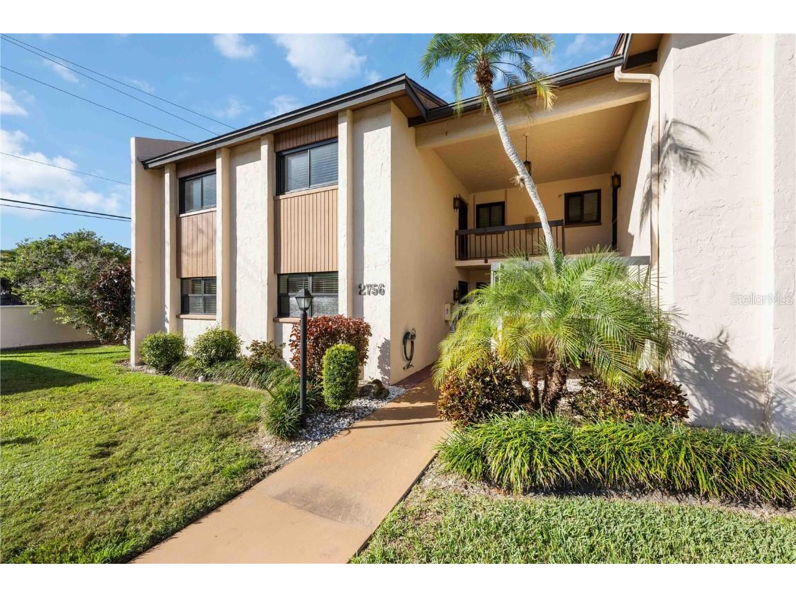 2756 Clubhouse Drive #101 Sarasota FL 34232 A4675728 image1