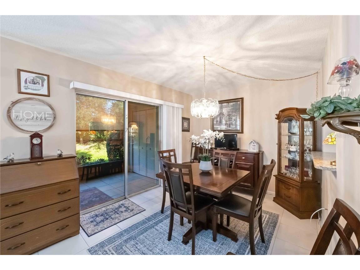 2756 Clubhouse Drive #101 Sarasota FL 34232 A4675728 image10