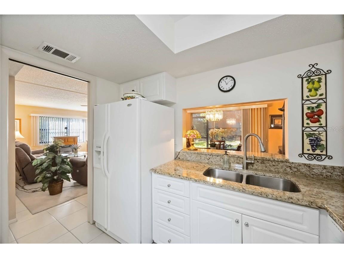 2756 Clubhouse Drive #101 Sarasota FL 34232 A4675728 image14