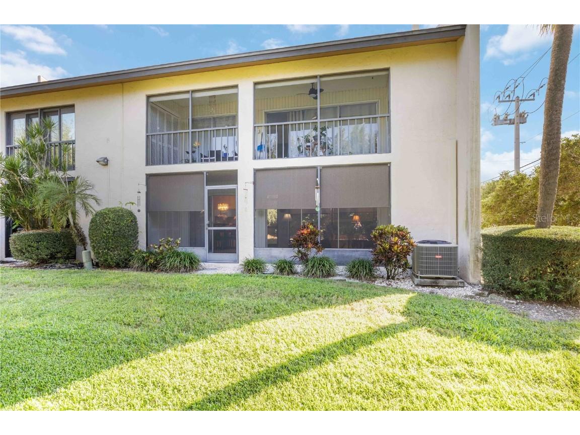 2756 Clubhouse Drive #101 Sarasota FL 34232 A4675728 image36