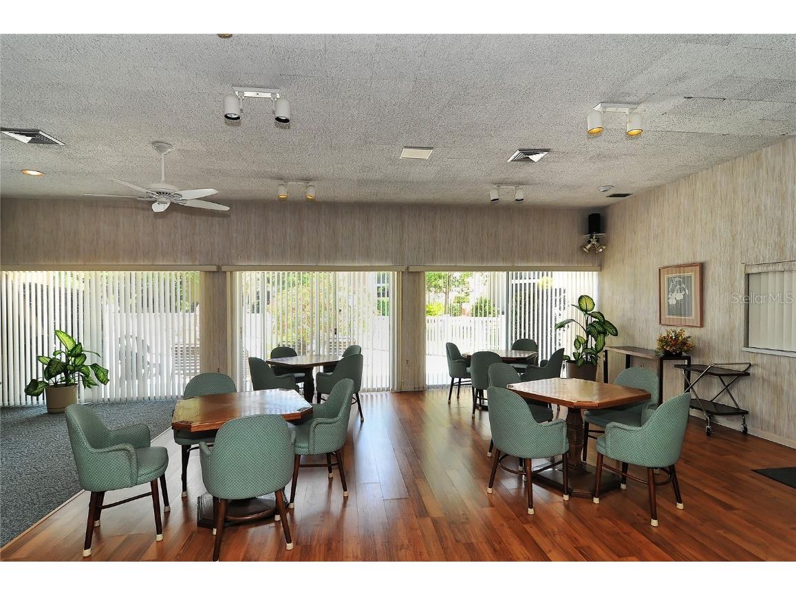 2756 Clubhouse Drive #101 Sarasota FL 34232 A4675728 image37