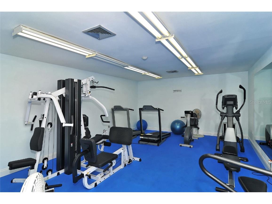 2756 Clubhouse Drive #101 Sarasota FL 34232 A4675728 image39