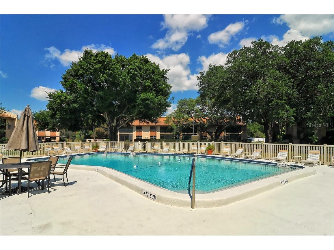 2756 Clubhouse Drive #101 Sarasota FL 34232 A4675728 image41