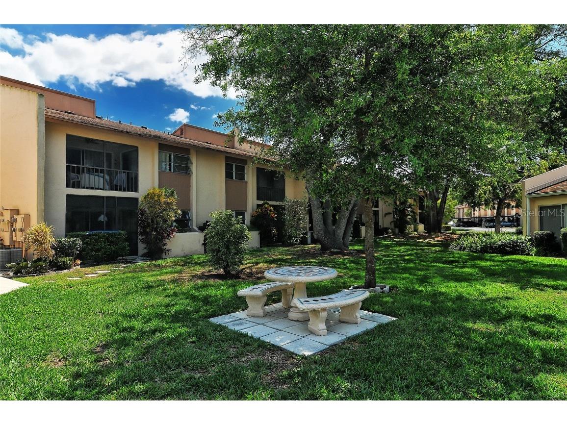 2756 Clubhouse Drive #101 Sarasota FL 34232 A4675728 image42