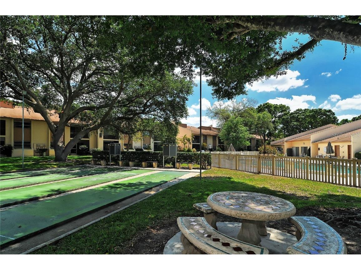 2756 Clubhouse Drive #101 Sarasota FL 34232 A4675728 image44
