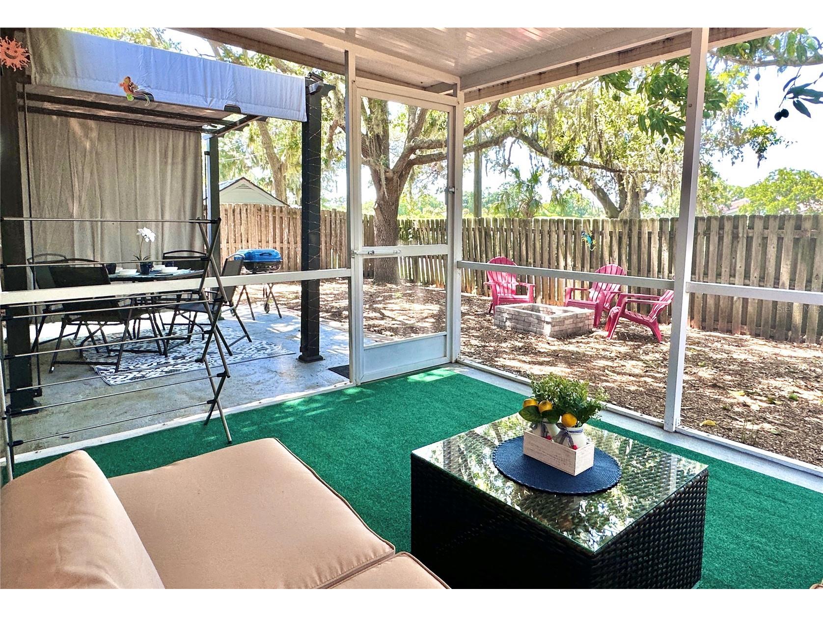 2757 Feiffer Circle Sarasota FL 34235 A4691052 image28