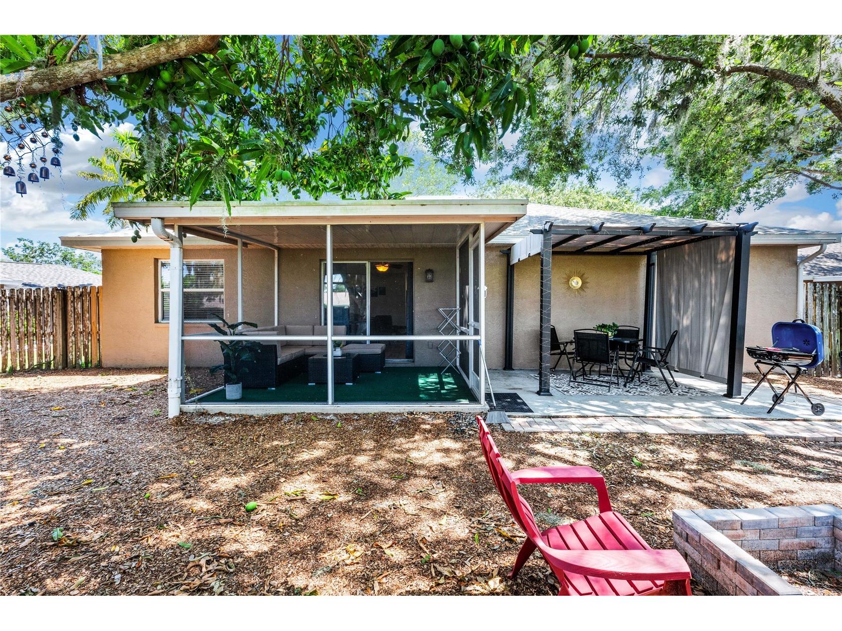 2757 Feiffer Circle Sarasota FL 34235 A4691052 image35
